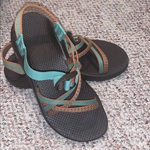 Chacos double strap size 8